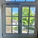 Luxus-apartment In Historischer Villa, Balkon & Lift, Naehe Therme 巴特豪尔