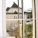 Luxus-apartment In Historischer Villa, Balkon & Lift, Naehe Therme 巴特豪尔