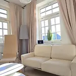 公寓 Luxus-apartment In Historischer Villa, Balkon & Lift, Naehe Therme 巴特豪尔