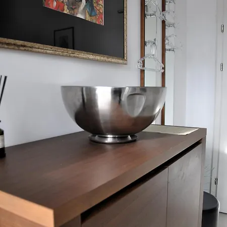 Luxus-apartment In Historischer Villa, Balkon & Lift, Naehe Therme * 바드홀