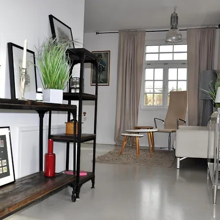 Mit Balkon, Lift, Luxus -beletage