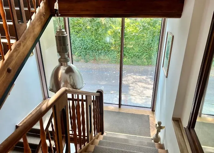 Luxus-apartment In Historischer Villa, Balkon & Lift, Naehe Therme Daire *