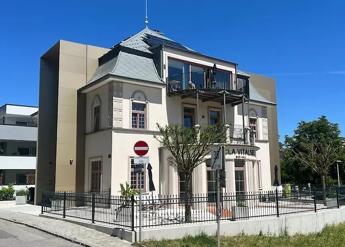 Luxus-apartment In Historischer Villa, Balkon & Lift, Naehe Therme アパート バート・ハル