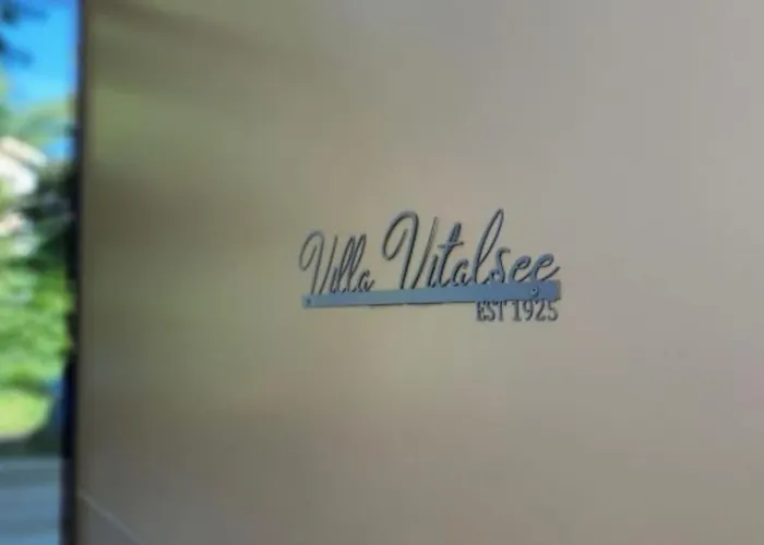 Luxus-apartment In Historischer Villa, Balkon & Lift, Naehe Therme