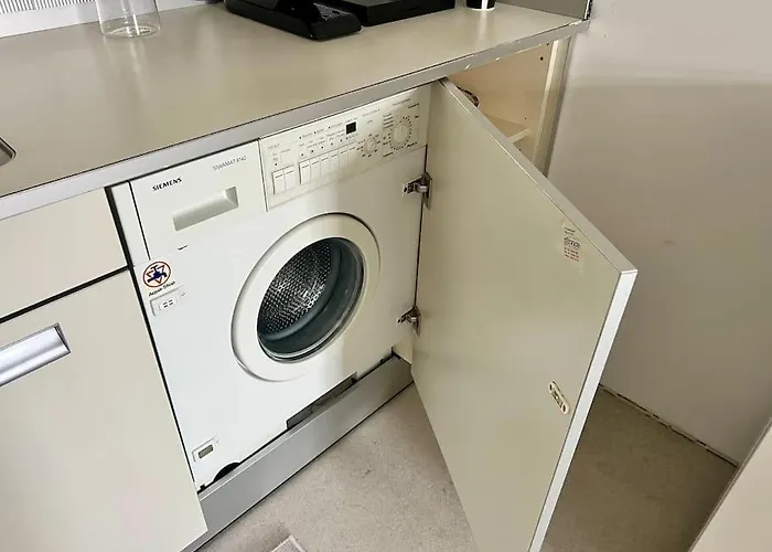 Luxus-apartment In Historischer Villa, Balkon & Lift, Naehe Therme Daire Bad Hall