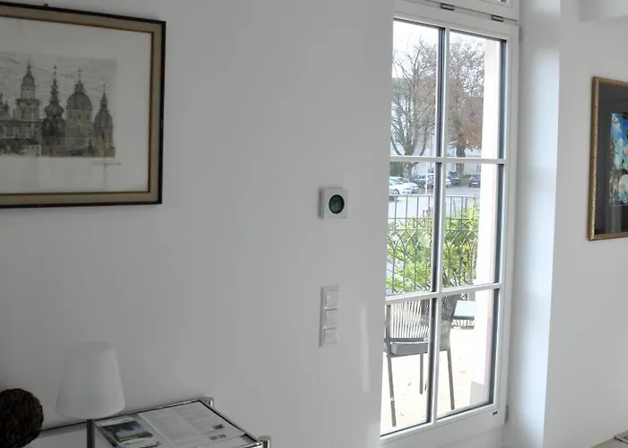 Luxus-apartment In Historischer Villa, Balkon & Lift, Naehe Therme Daire Bad Hall