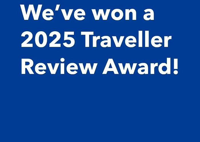 Luxus-apartment In Historischer Villa, Balkon & Lift, Naehe Therme アパート