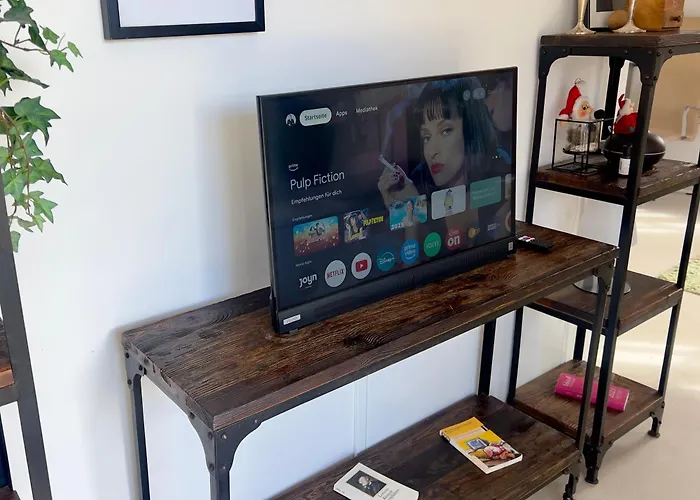 Daire Luxus-apartment In Historischer Villa, Balkon & Lift, Naehe Therme *