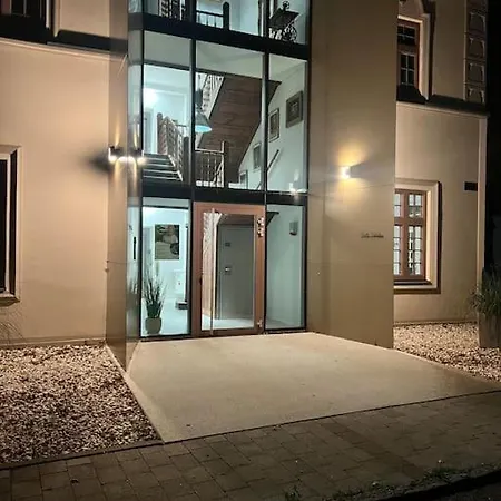 Luxus-apartment In Historischer Villa, Balkon & Lift, Naehe Therme 公寓