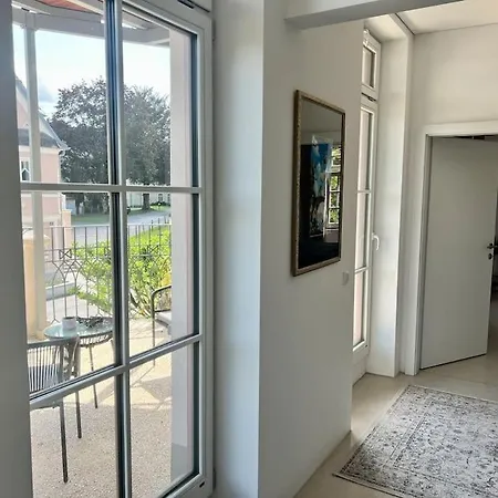 Luxus-apartment In Historischer Villa, Balkon & Lift, Naehe Therme 公寓 巴特豪尔