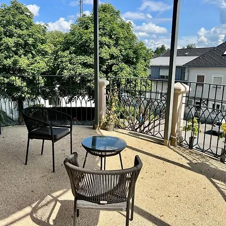 Luxus-apartment In Historischer Villa, Balkon & Lift, Naehe Therme * 巴特豪尔