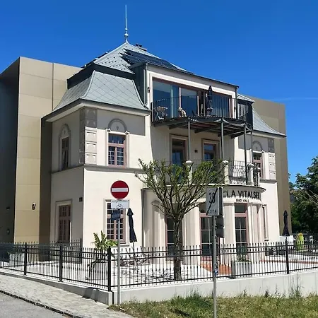 Luxus-apartment In Historischer Villa, Balkon & Lift, Naehe Therme 公寓 巴特豪尔