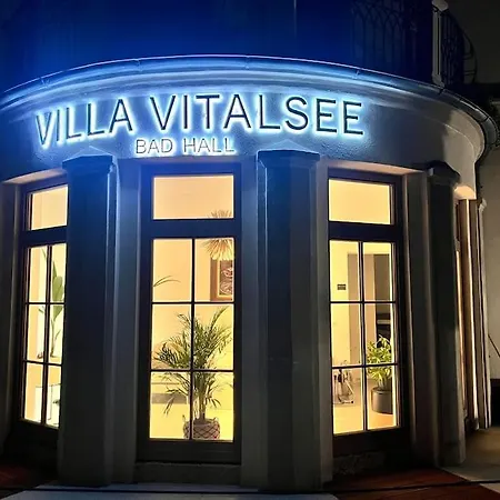 Luxus-apartment In Historischer Villa, Balkon & Lift, Naehe Therme 公寓