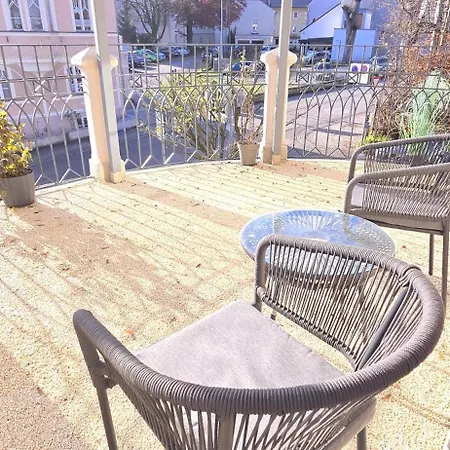 Mit Balkon, Lift, Luxus -beletage Apartmán