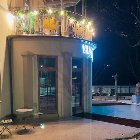 Luxus-apartment In Historischer Villa, Balkon & Lift, Naehe Therme * Bad Hall