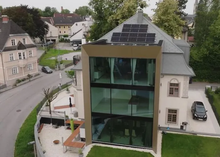 Apartman Luxus-apartment In Historischer Villa, Balkon & Lift, Naehe Therme *