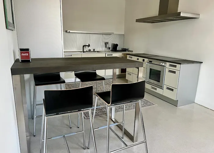 Διαμέρισμα Luxus-apartment In Historischer Villa, Balkon & Lift, Naehe Therme